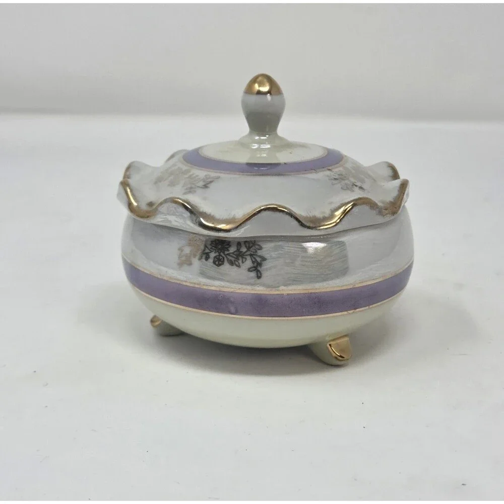 Diamond Fine China Korea Footed Trinket Box Lusterware Lavender‎ Gold Ruffle Lid